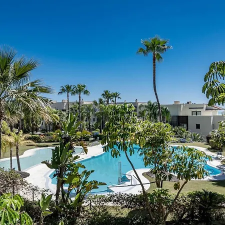 H19 - Stunning 2 Bedroom Apartment By Roomservices Apartment Estepona
